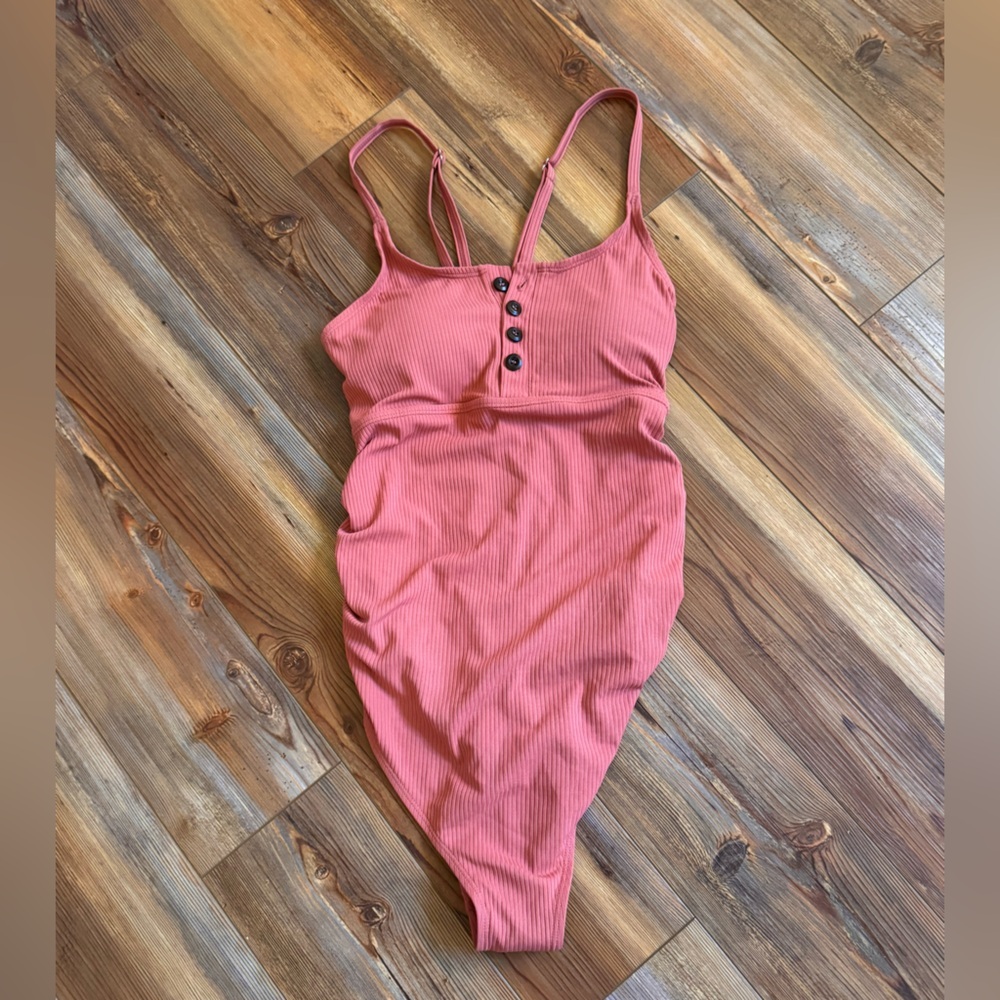 Maternity - Pink Ribbed Button-Front Bodysuit size small - Picture 2 of 9